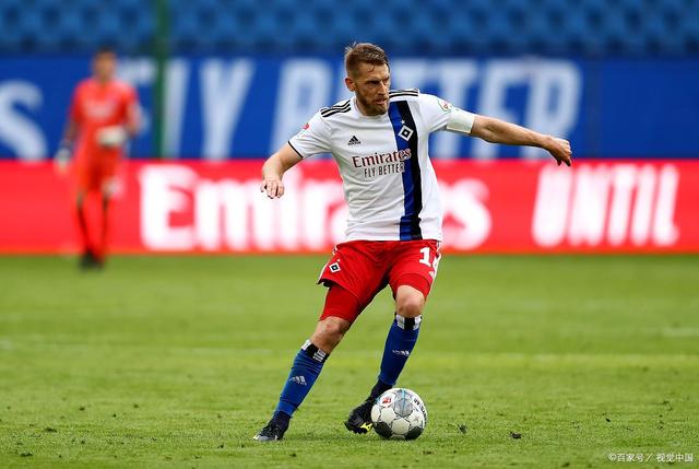 关于雷恩外租球员表现抢眼,或重回曼联效力的信息 关于雷恩外租球员表现抢眼,或重回曼联效力的信息