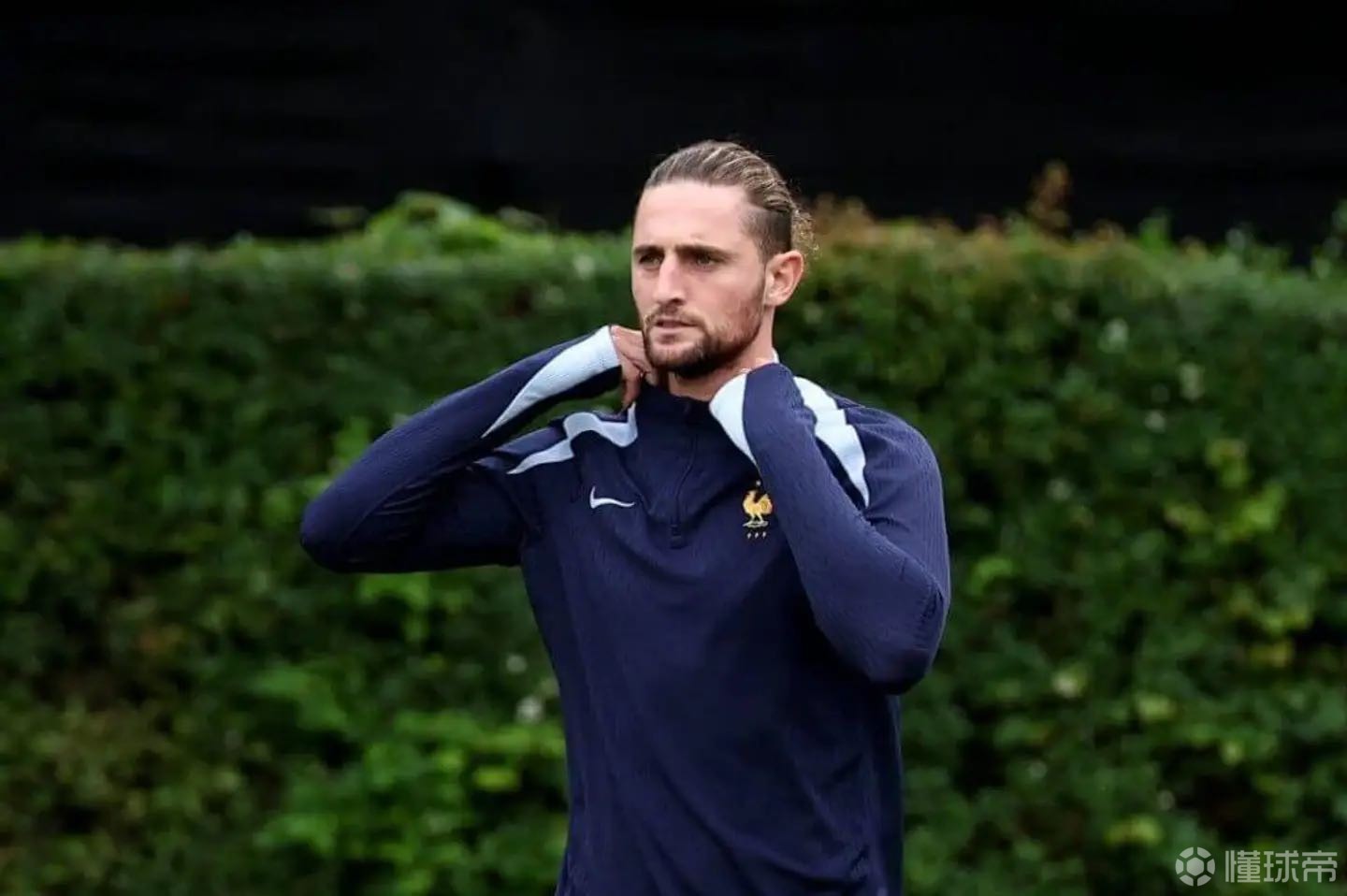 爱游戏官网-关于曼联客场战平尤文图斯，晋级形势陷入僵局的信息