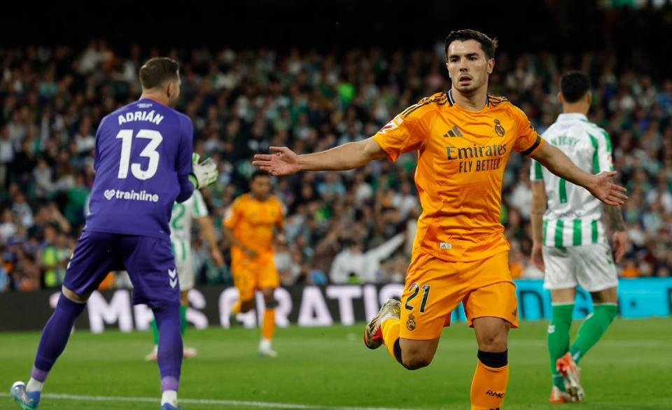 皇马遭遇意外失利,欧冠出局 皇马遭遇意外失利,欧冠出局