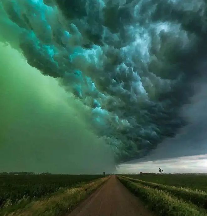 瑞士力挽狂澜,晋级前景乌云罩顶 瑞士力挽狂澜,晋级前景乌云罩顶