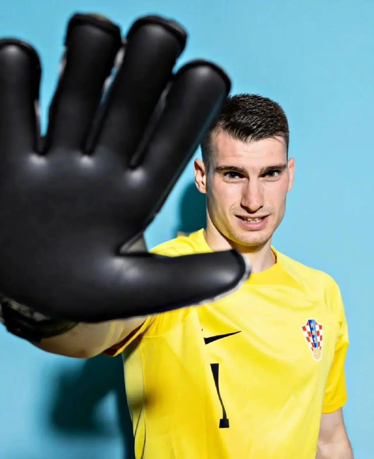 爱游戏体育平台-关于俄罗斯队客场逼平克罗地亚队，战平对手的信息