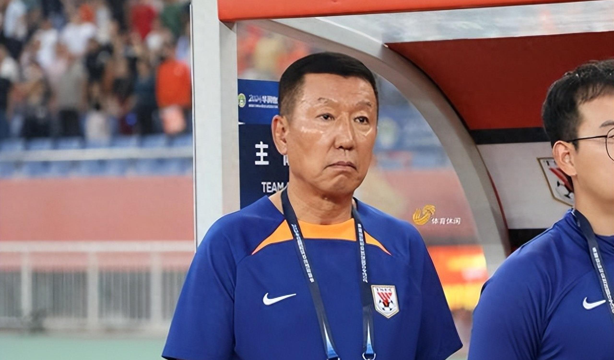 爱游戏体育官网-关于中超战绩不佳，泰达主教练面临下课压力的信息