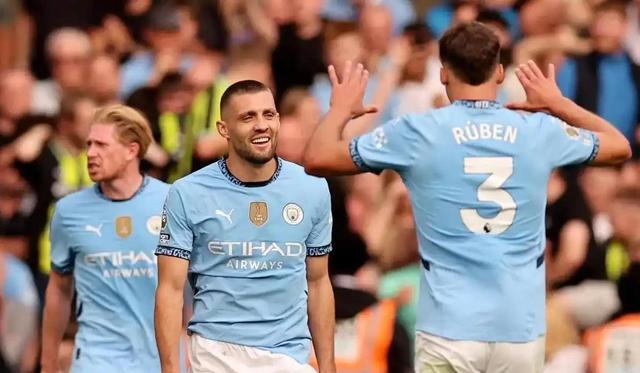 包含热刺击败埃弗顿,英超领头羊位置不稳的词条 包含热刺击败埃弗顿,英超领头羊位置不稳的词条