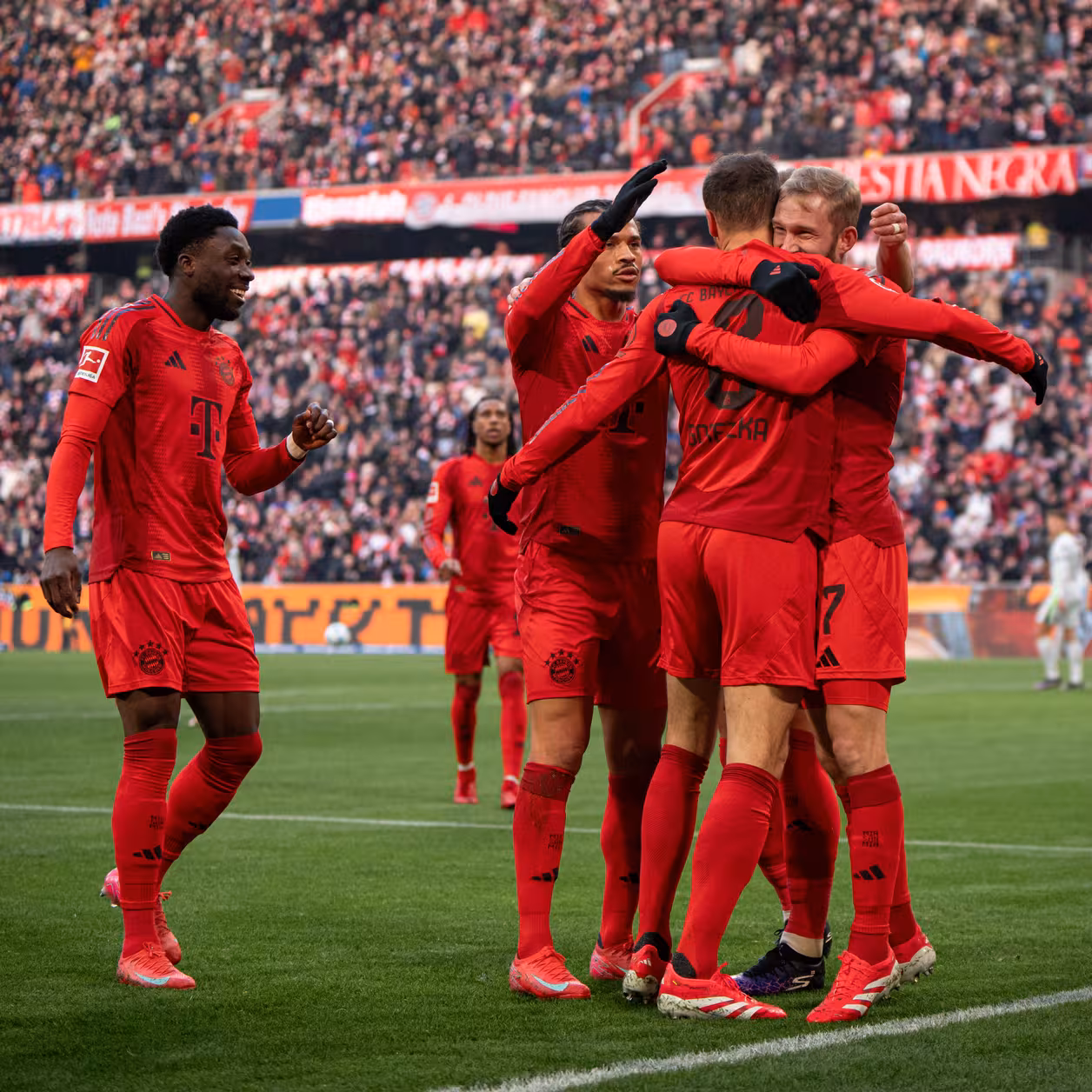 爱游戏官网网页版入口-关于沃尔夫斯堡签下新后卫，强化防线以期冲击欧洲赛场的信息