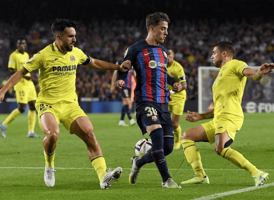 关于乌迪内斯豪取三分，冲击前四的信息