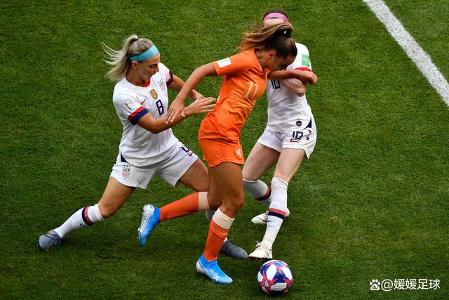 爱游戏入口-足球场上女队展现出真正实力
