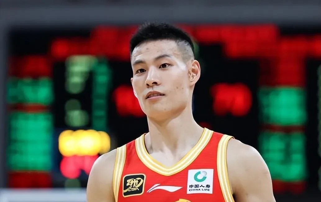 包含临危受命,新秀关键时刻破门得分的词条 包含临危受命,新秀关键时刻破门得分的词条